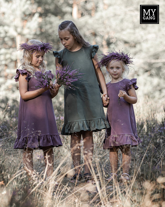 Children's dress with frills