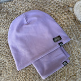 Children's hat with a tunnel scarf