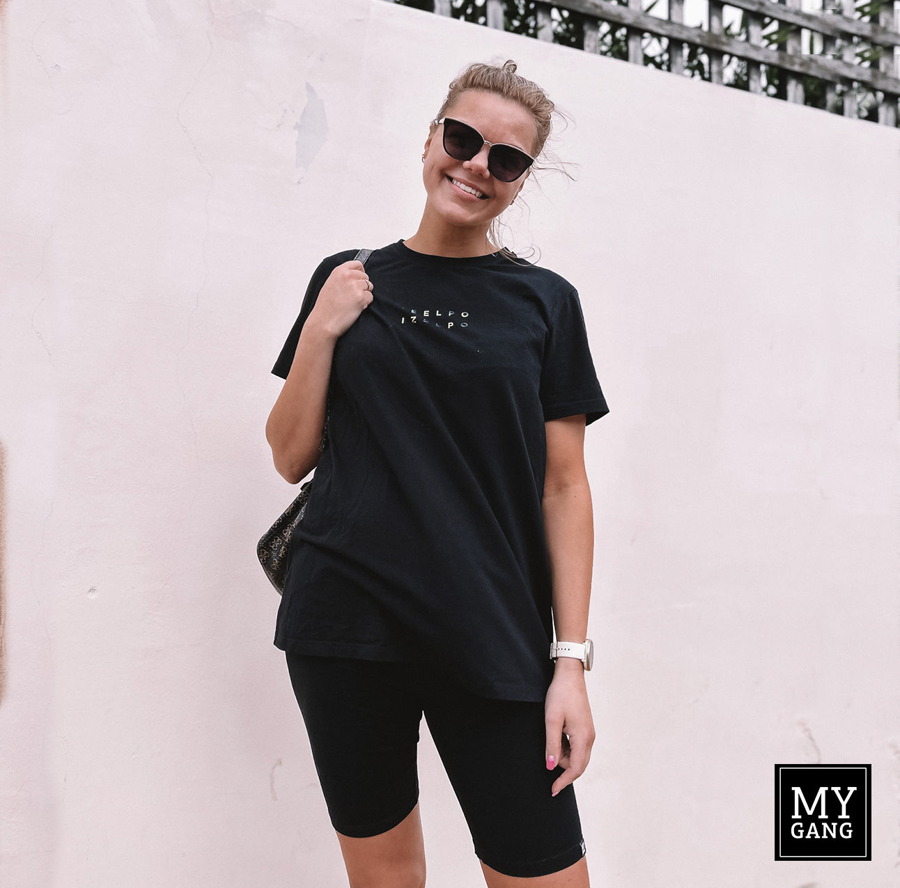 Oversize T-Shirt with shorts